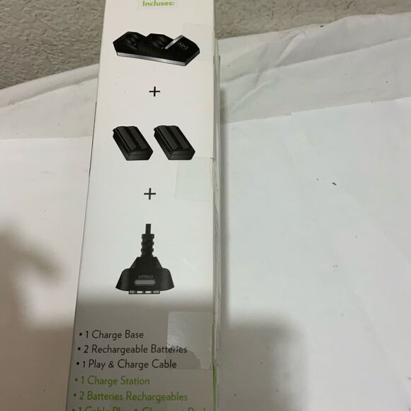 Nyko Charge Base S for Xbox 360 Controllers w 2 Rechargeable Batteries & Charger - Picture 5 of 8